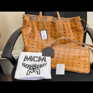 Authentic MCM Women’s Large Liz Reversible Tote